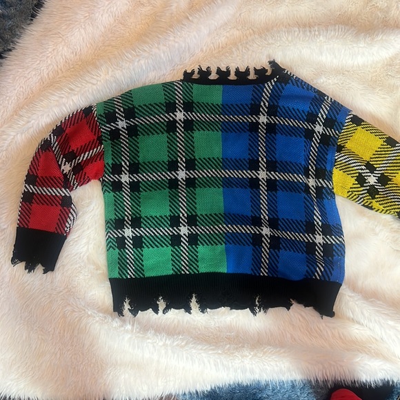 Sweater - Picture 11 of 13